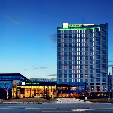 Holiday Inn Wuxi Taihu New City By Ihg ภายนอก รูปภาพ