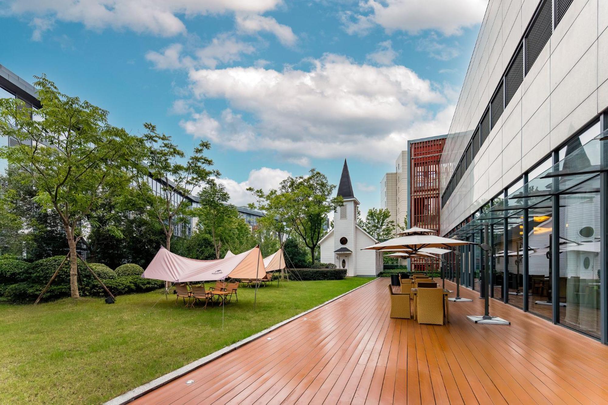 Holiday Inn Wuxi Taihu New City By Ihg ภายนอก รูปภาพ